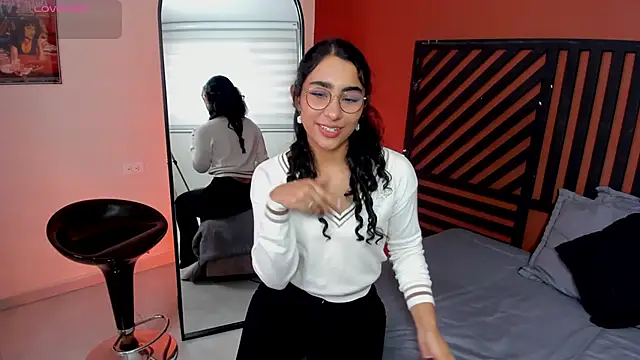 scarlett25   online show from 01-31-26, 08:40