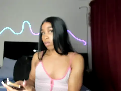 Snapshot of YourDreamReal chatting on 02-14-26, 03:18 YourDreamReal online show from 02-14-26, 03:18