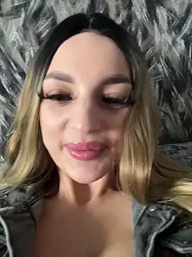 Snapshot of SashaPri chatting on 02-27-26, 01:44 SashaPri online show from 02-27-26, 01:44