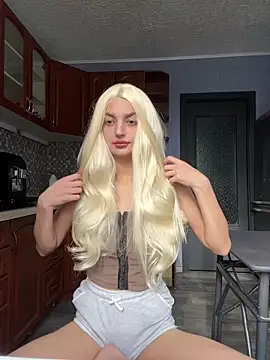 Snapshot of SashaPri chatting on 02-15-26, 10:36 SashaPri online show from 02-15-26, 10:36