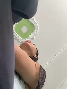 JuliaaVega online show from 03-09-26, 12:52