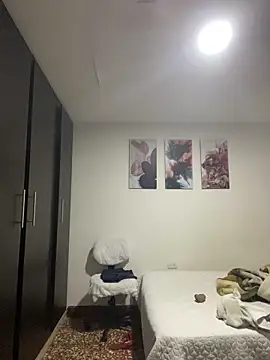 JuliaaVega online show from 03-11-26, 11:37