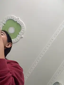 JuliaaVega online show from 03-10-26, 01:26