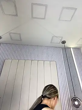 JuliaColemann online show from 03-01-26, 12:05