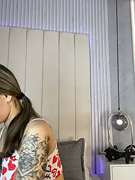 JuliaColemann online show from 03-06-26, 12:11