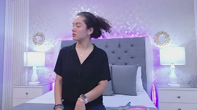 RoxanaAngel online show from 02-18-26, 05:53