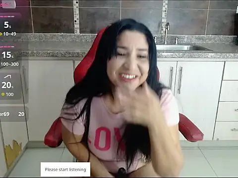 Snapshot of Miia_Rosee_ chatting on 06-26-26, 11:54 Miia Rosee online show from 06-26-26, 11:54