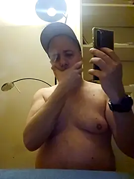 Snapshot of Martin_dick78 chatting on 03-13-26, 01:32 Martin dick78 online show from 03-13-26, 01:32