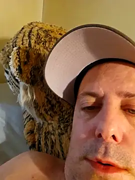 Snapshot of Martin_dick78 chatting on 03-17-26, 09:01 Martin dick78 online show from 03-17-26, 09:01