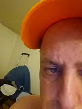 Snapshot of Martin_dick78 chatting on 05-11-26, 12:34 Martin dick78 online show from 05-11-26, 12:34