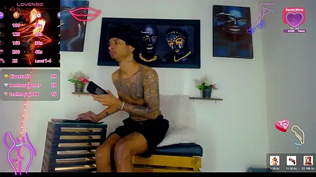 Tatoo Noah online show from 03-25-26, 01:21