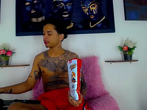 Tatoo Noah online show from 04-16-26, 09:37