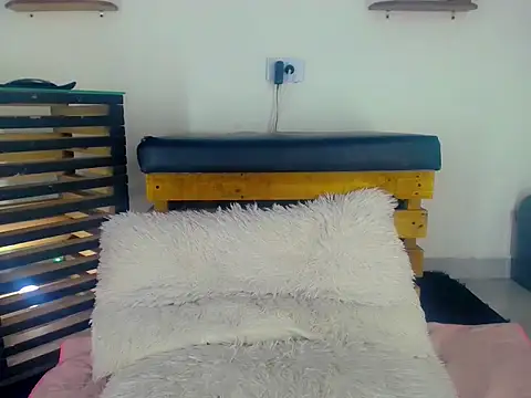 Tatoo Noah online show from 03-21-26, 01:26