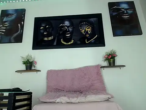 Tatoo Noah online show from 03-12-26, 01:26