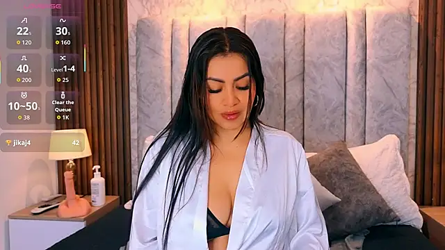 naomy smithxx online show from 03-05-26, 10:45