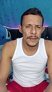 juanmaur22 online show from 03-01-26, 04:23