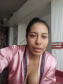 Snapshot of LizaLorini chatting on 07-09-26, 02:16 LizaLorini online show from 07-09-26, 02:16