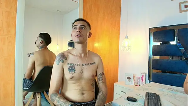 Irina and Max online show from 04-04-26, 08:15