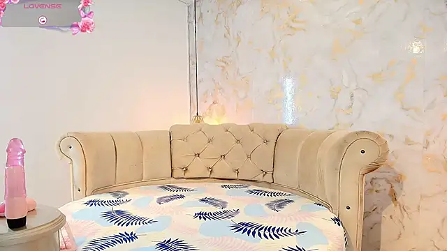 Snapshot of tifanibrown chatting on 02-09-26, 01:20 tifanibrown online show from 02-09-26, 01:20