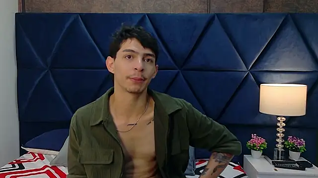 Logan Woods online show from 02-16-26, 08:07