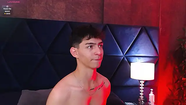 Logan Woods online show from 03-03-26, 05:09