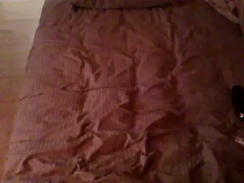 Snapshot of samforever321 chatting on 09-15-25, 08:31 samforever321 online show from 09-15-25, 08:31