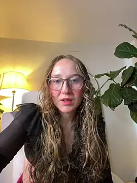 Scarlett NoirMuse online show from 04-11-26, 06:55