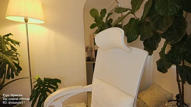 Scarlett NoirMuse online show from 02-13-26, 07:25