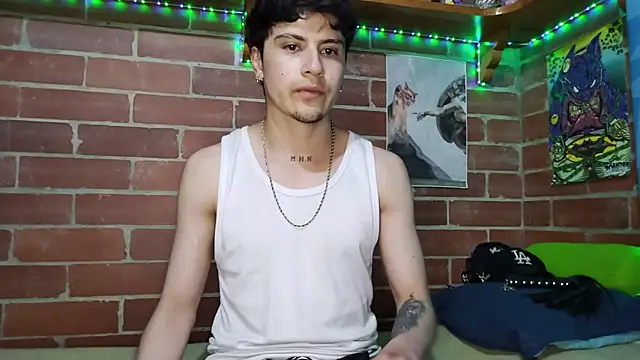 Snapshot of PaulDamico chatting on 04-18-26, 11:49 PaulDamico online show from 04-18-26, 11:49