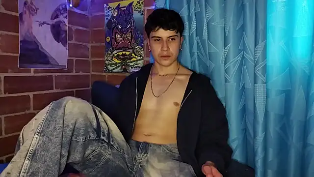 Snapshot of PaulDamico chatting on 02-13-26, 10:43 PaulDamico online show from 02-13-26, 10:43