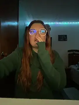 Snapshot of Vixroy7 chatting on 02-15-26, 12:22 Vixroy7 online show from 02-15-26, 12:22