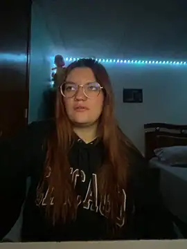 Snapshot of Vixroy7 chatting on 02-21-26, 12:34 Vixroy7 online show from 02-21-26, 12:34