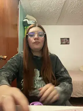 Snapshot of Vixroy7 chatting on 05-01-26, 10:04 Vixroy7 online show from 05-01-26, 10:04