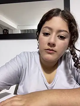 lizzy luminair online show from 02-26-26, 12:54