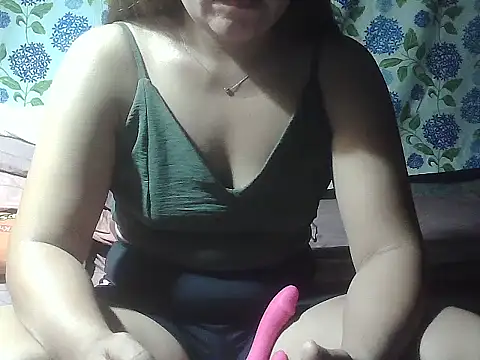 Snapshot of juliana_babe chatting on 05-10-26, 12:09 juliana babe online show from 05-10-26, 12:09