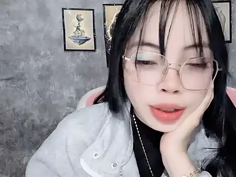 Suki 99 online show from 02-10-26, 04:28