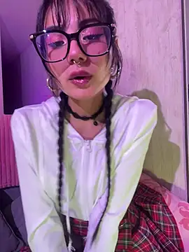  Lucycherry online show from 03-19-26, 06:57