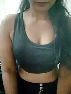 Ayesha Khan1 online show from 02-26-26, 04:23