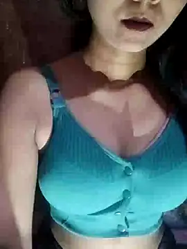 Ayesha Khan1 online show from 04-18-26, 10:50