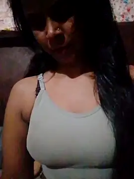 Ayesha Khan1 online show from 03-15-26, 04:25