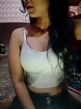 Ayesha Khan1 online show from 04-08-26, 04:36