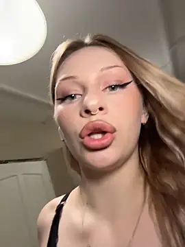 DayaFoxy online show from 02-28-26, 01:11