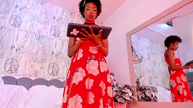 Afrodita Greenn online show from 04-02-26, 05:03