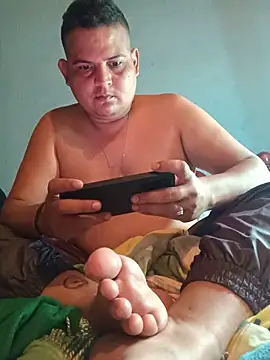 Snapshot of THONETE chatting on 06-14-26, 02:19 THONETE online show from 06-14-26, 02:19