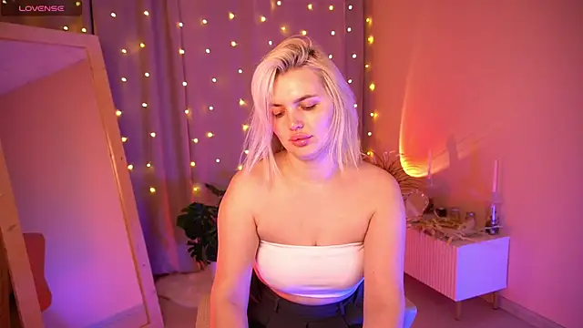 AmeliaWeells online show from 04-08-26, 04:03