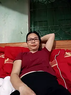 Nuna 689 online show from 04-05-26, 02:40