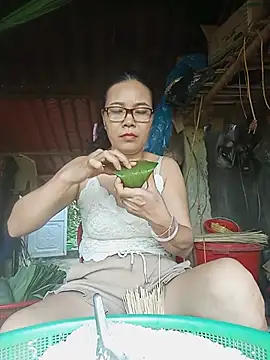 Snapshot of Nuna_689 chatting on 07-24-26, 03:13 Nuna 689 online show from 07-24-26, 03:13