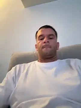 Snapshot of tony3729 chatting on 05-14-26, 12:07 tony3729 online show from 05-14-26, 12:07