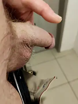 Snapshot of Halunja chatting on 02-22-26, 07:33 Halunja online show from 02-22-26, 07:33