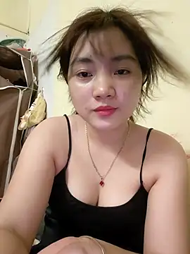 Snapshot of Pinks_cool chatting on 06-21-26, 03:40 Pinks cool online show from 06-21-26, 03:40